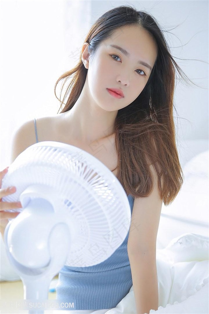 女被触角操喷水动漫